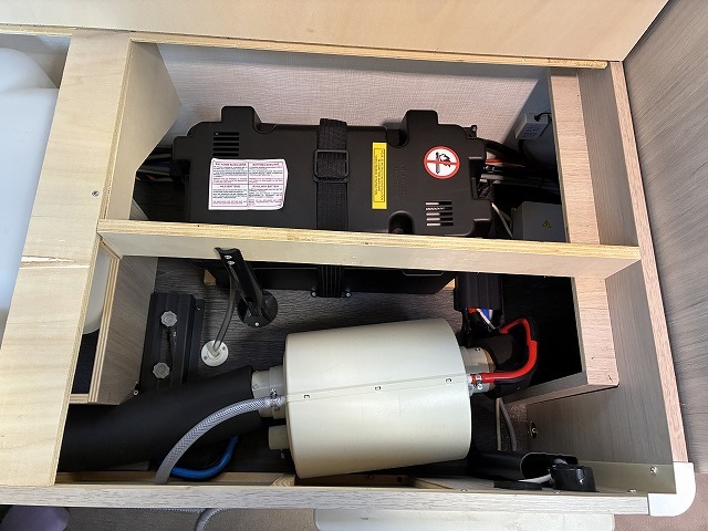 キャンピングカートレーラー