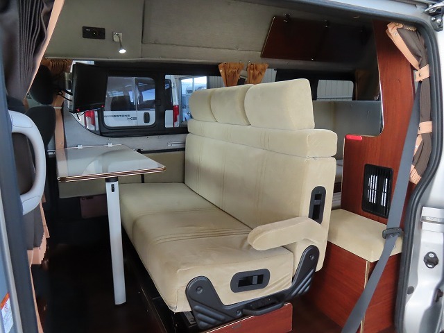 キャンピングカーバンコン