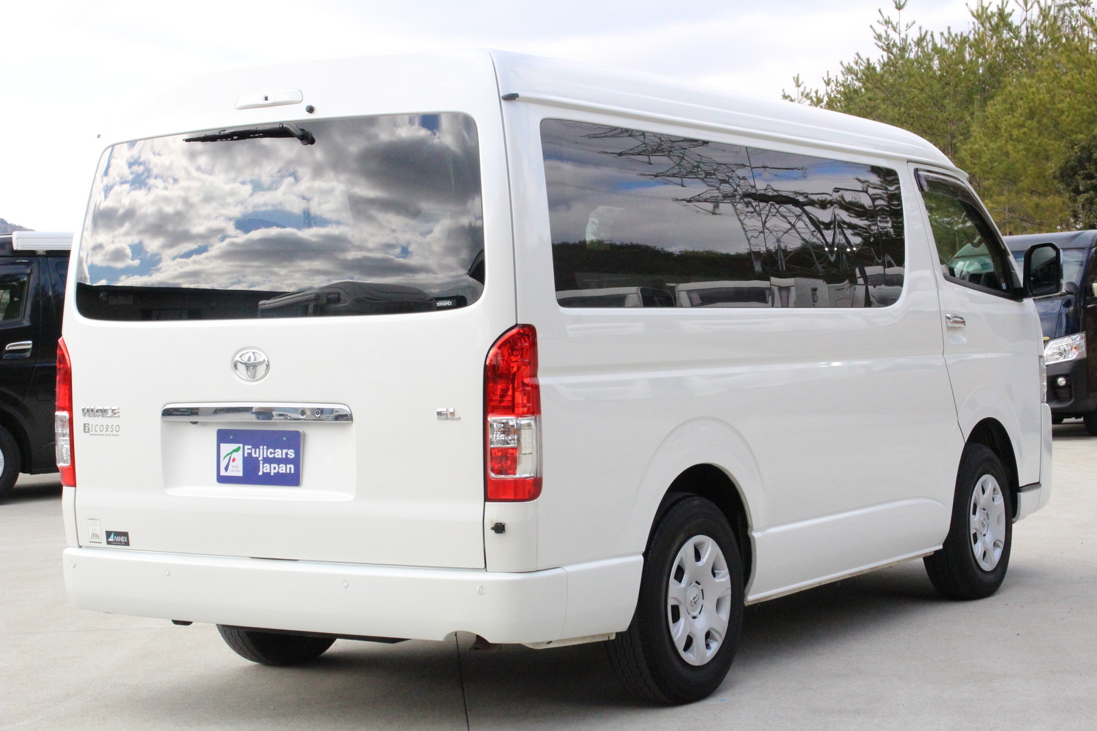 キャンピングカーバンコン