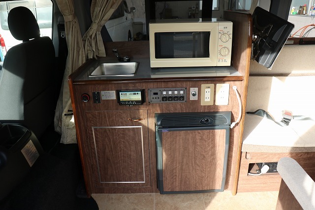 キャンピングカーバンコン