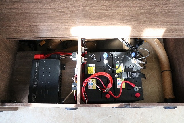 キャンピングカーバンコン