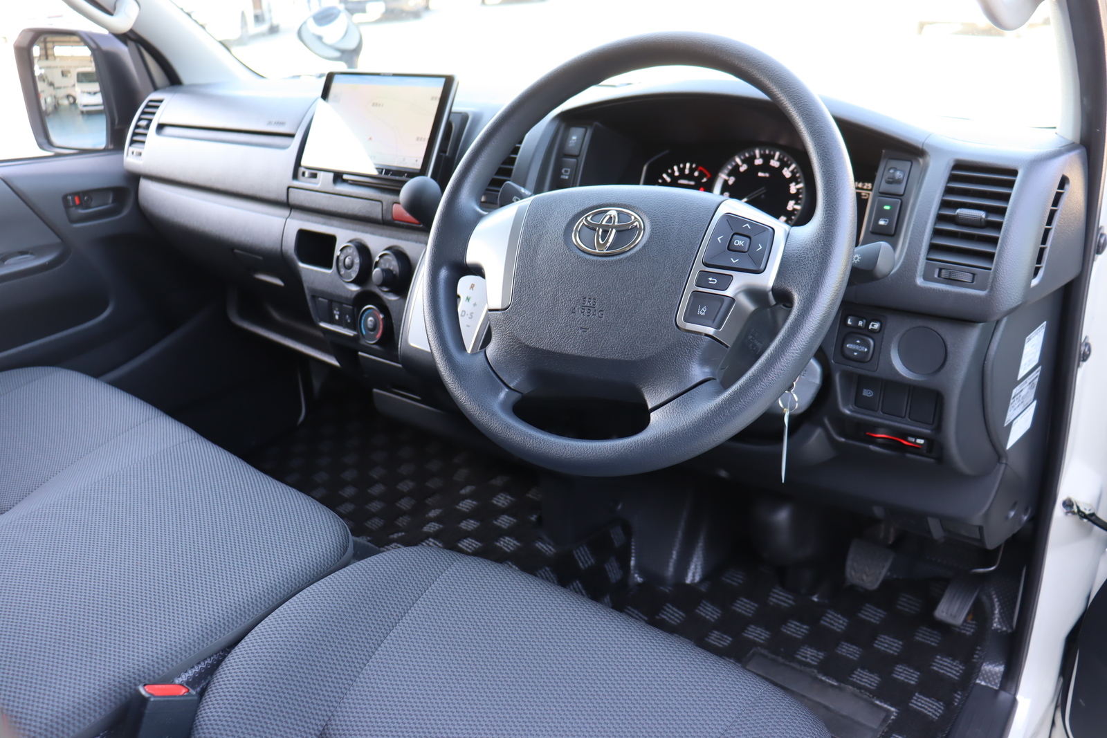 キャンピングカーバンコン