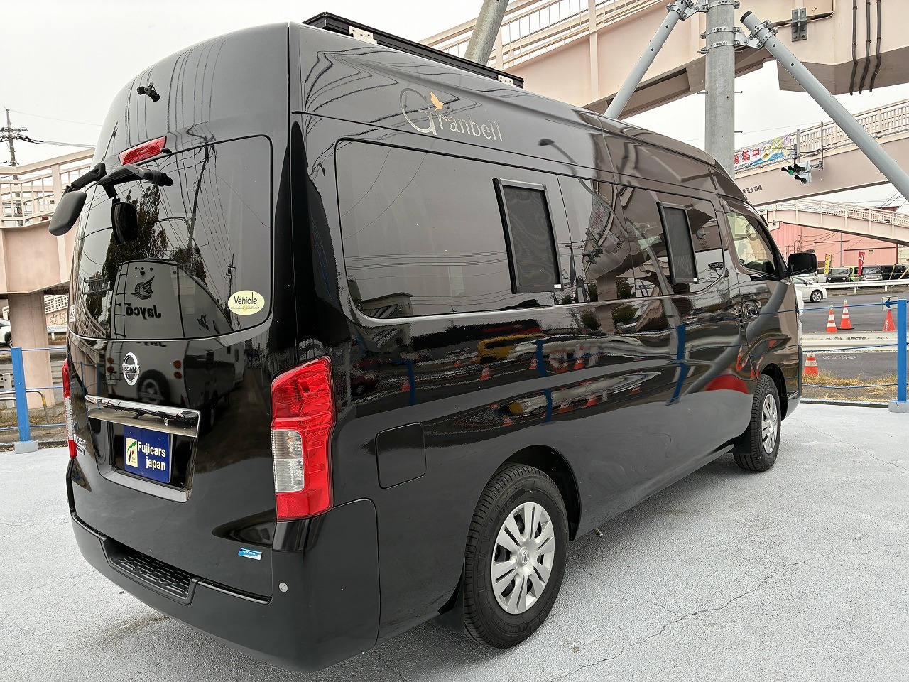 キャンピングカーバンコン