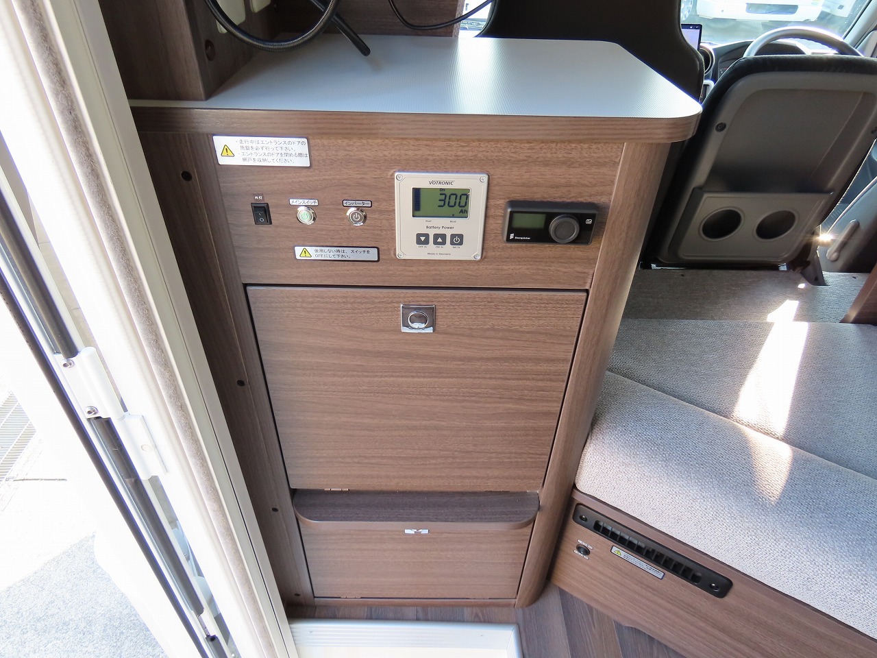 キャンピングカーキャブコン