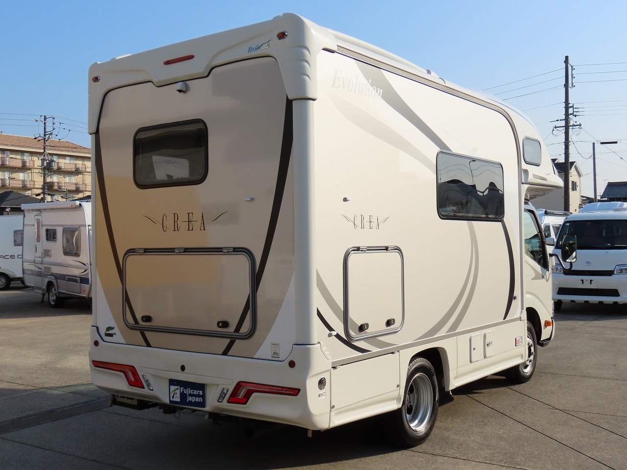 キャンピングカーキャブコン