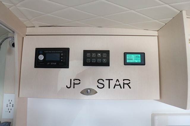 キャンピングカー軽キャンパー