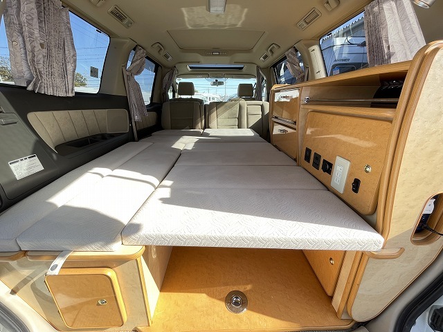 キャンピングカーバンコン