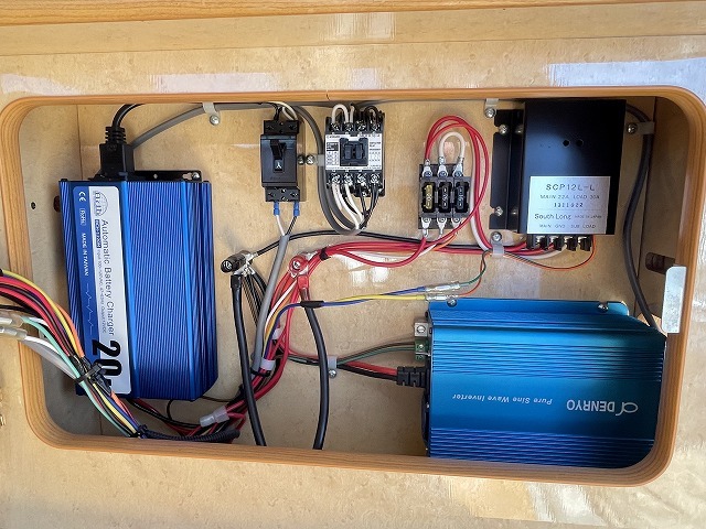 キャンピングカーバンコン