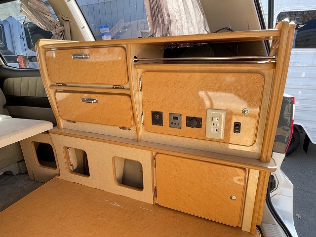 キャンピングカーバンコン