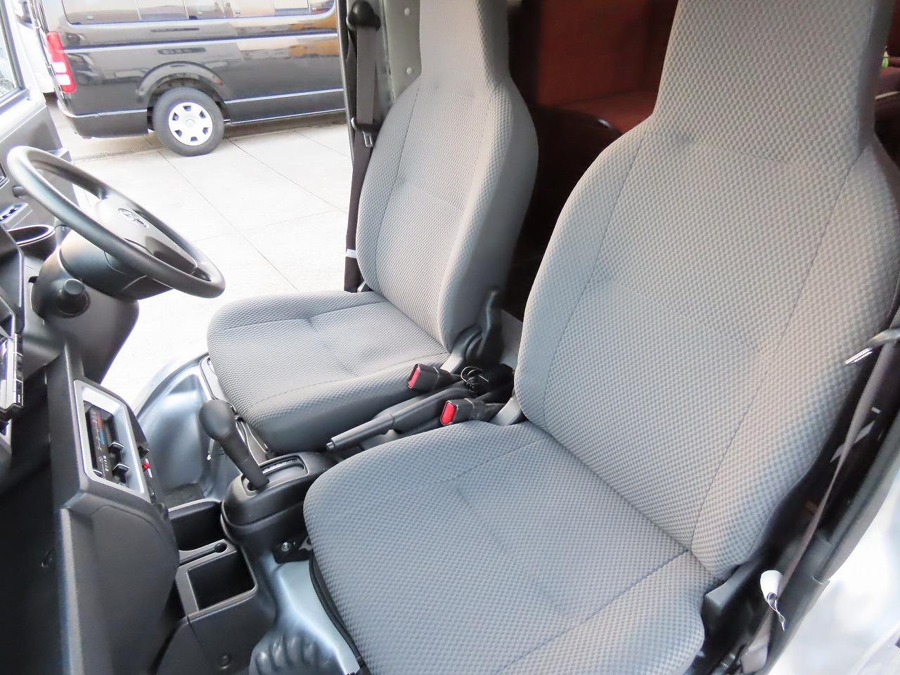 キャンピングカー軽キャンパー