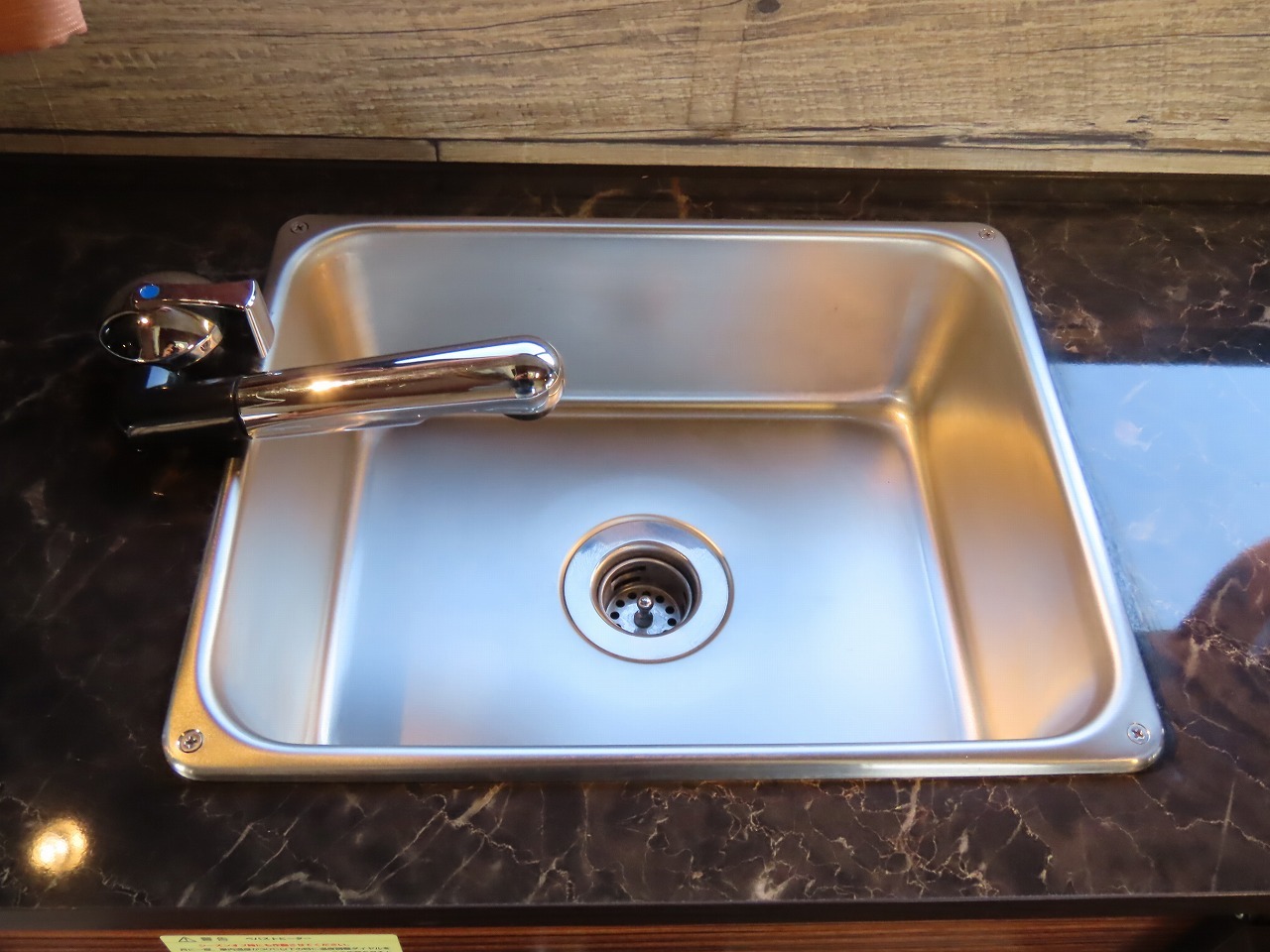 キャンピングカー軽キャンパー