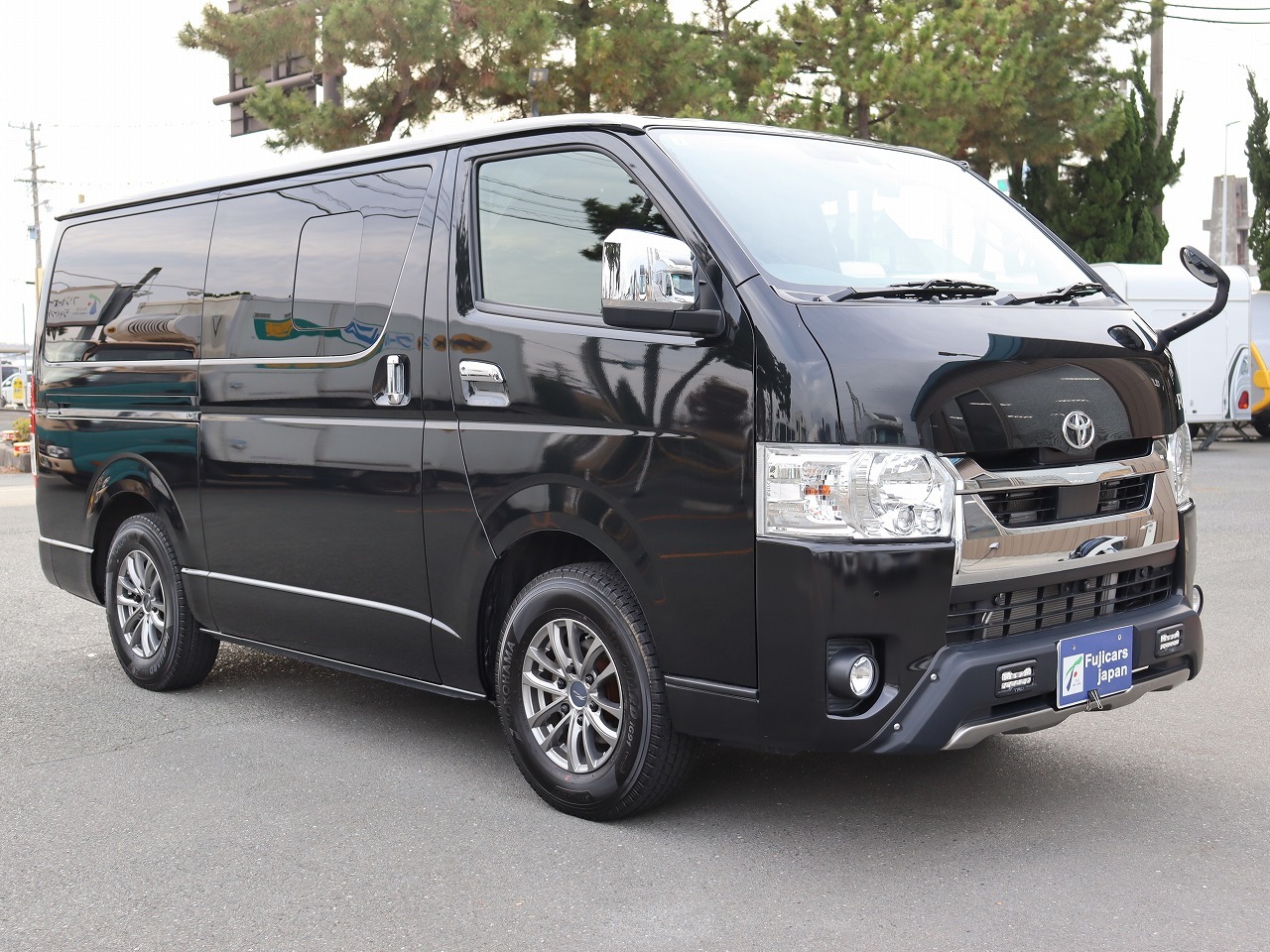 キャンピングカーバンコン