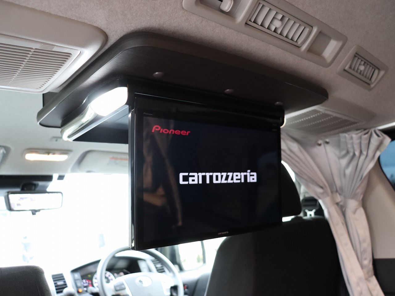 キャンピングカーバンコン