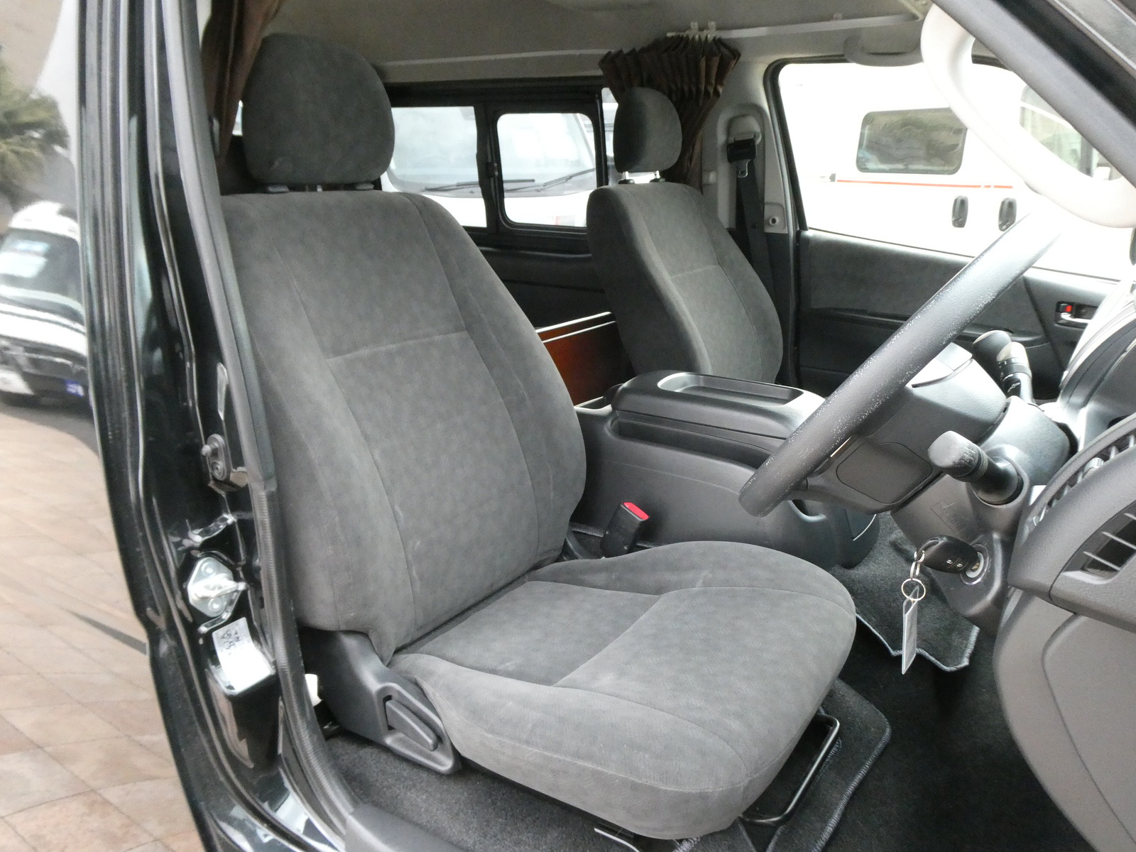 キャンピングカーバンコン