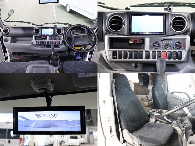 キャンピングカーキャブコン