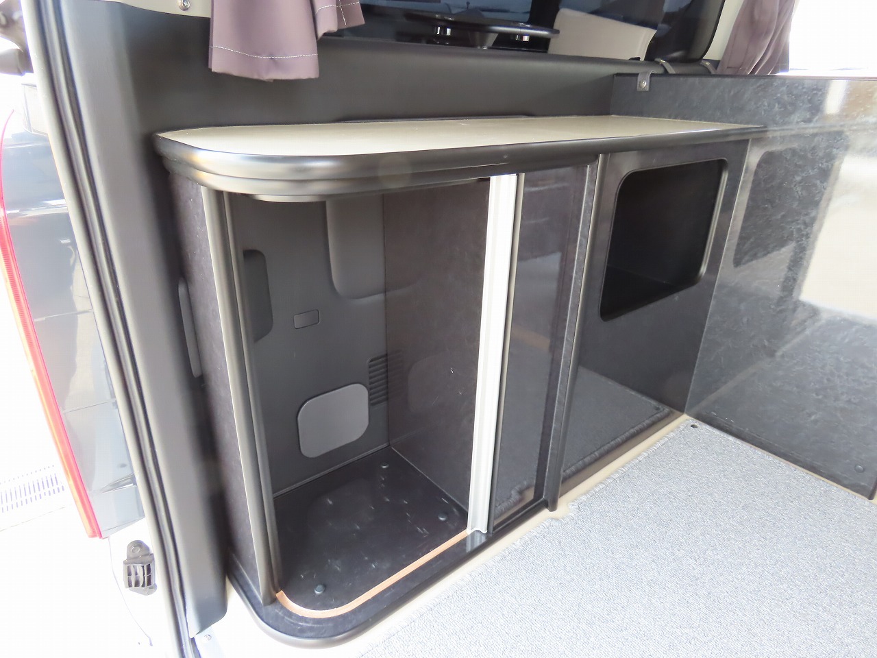 キャンピングカーバンコン