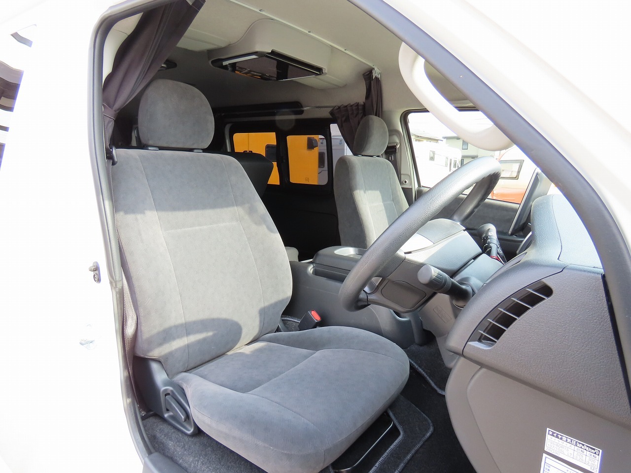 キャンピングカーバンコン