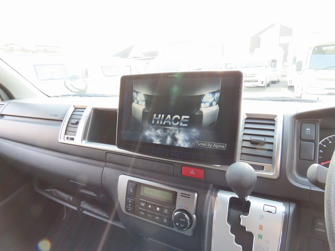 キャンピングカーバンコン