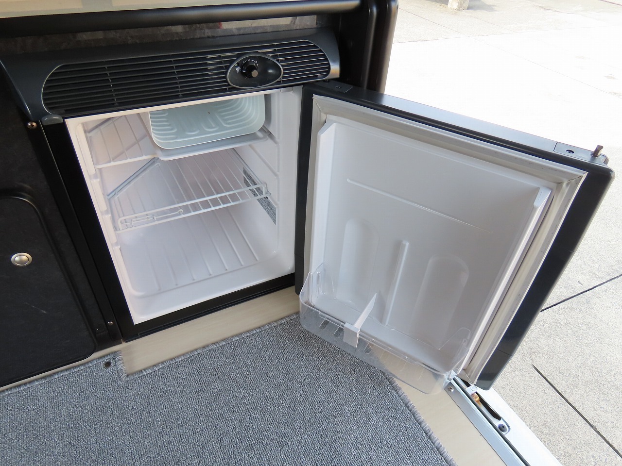 キャンピングカーバンコン