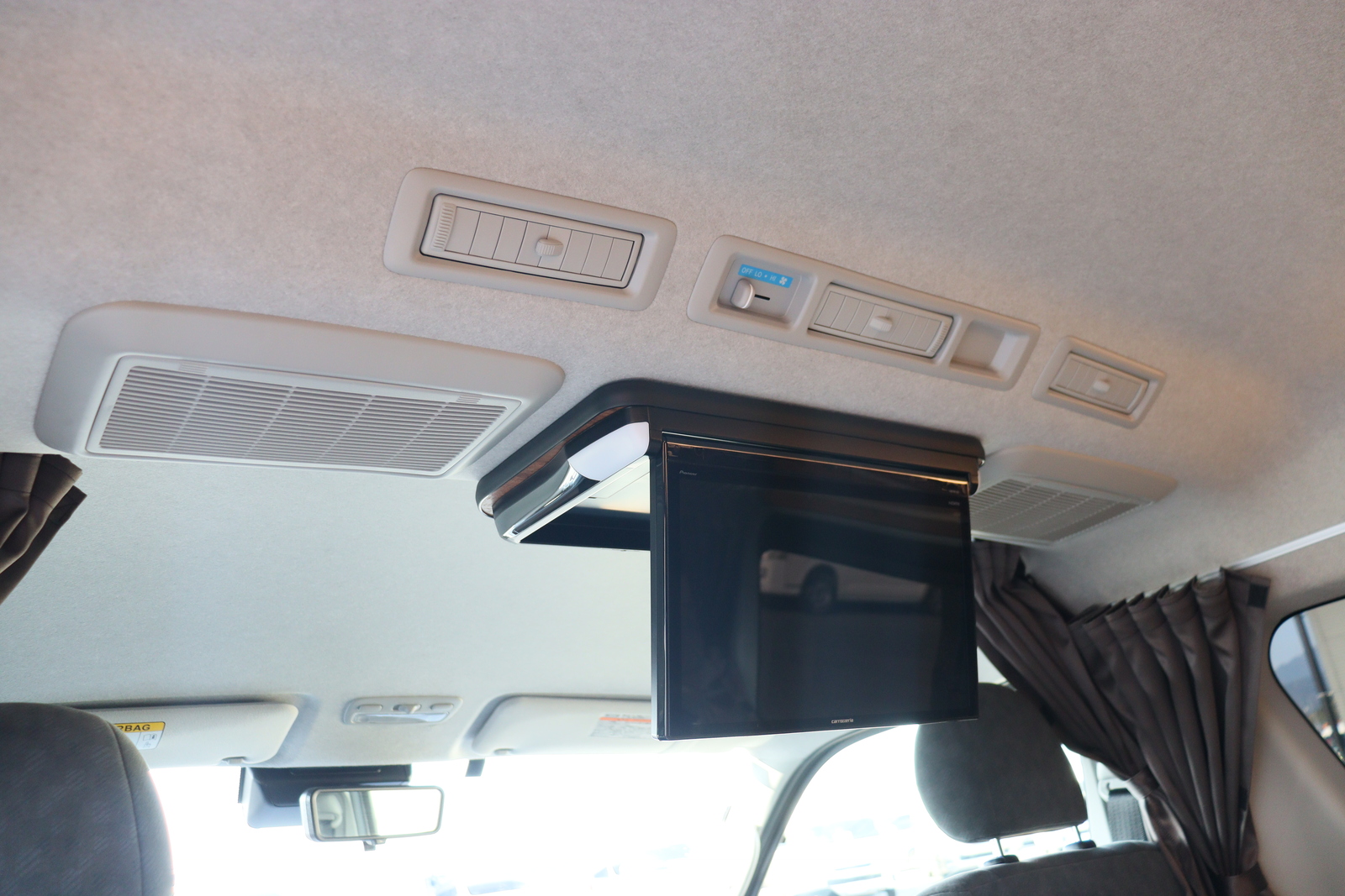 キャンピングカーバンコン