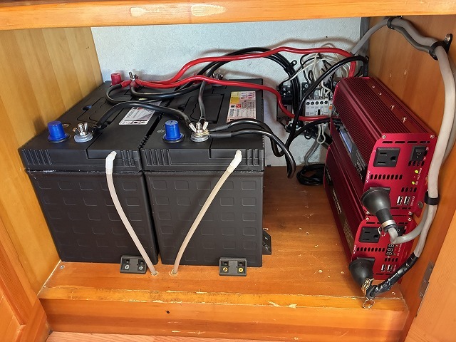 キャンピングカーキャブコン