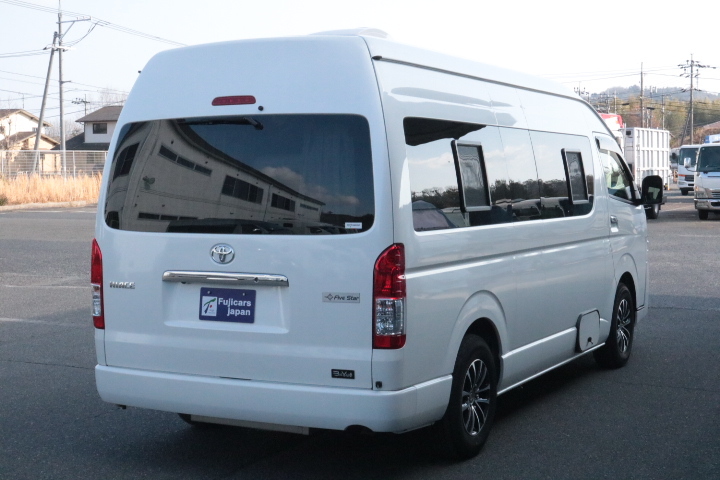 キャンピングカーバンコン