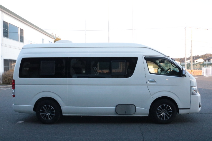 キャンピングカーバンコン