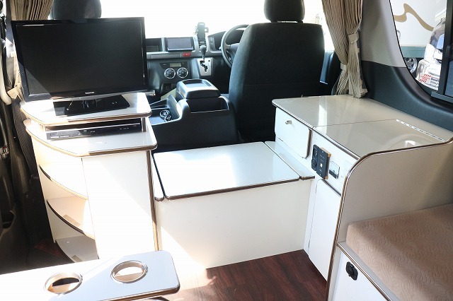 キャンピングカーバンコン