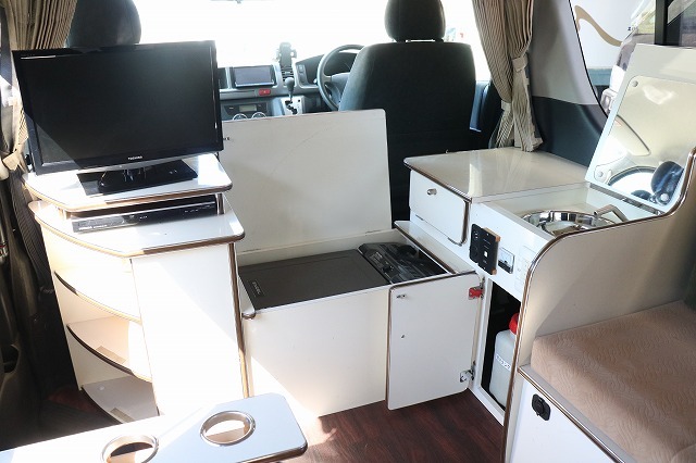 キャンピングカーバンコン