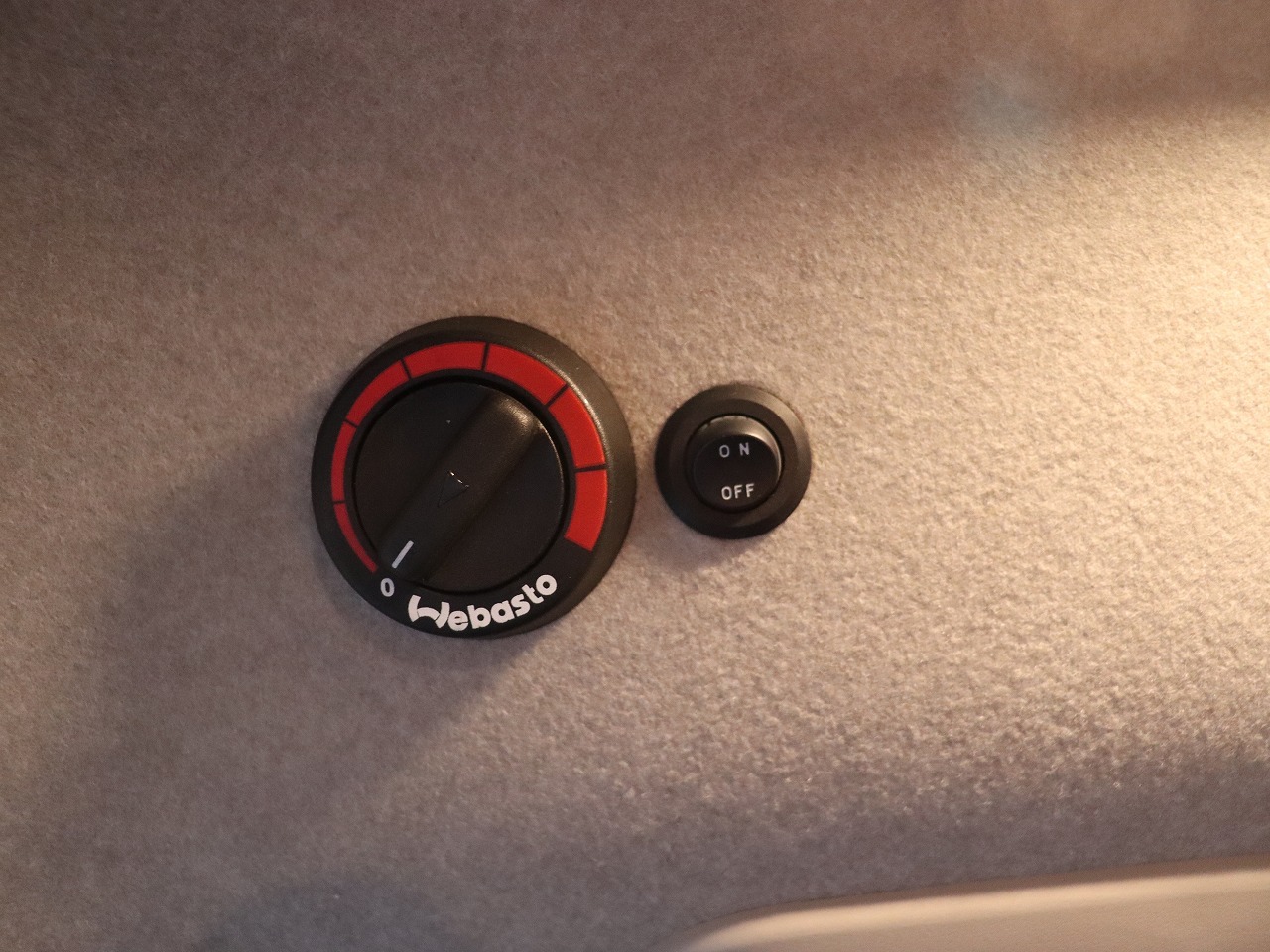 キャンピングカーバンコン