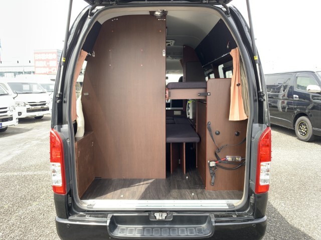 キャンピングカーバンコン