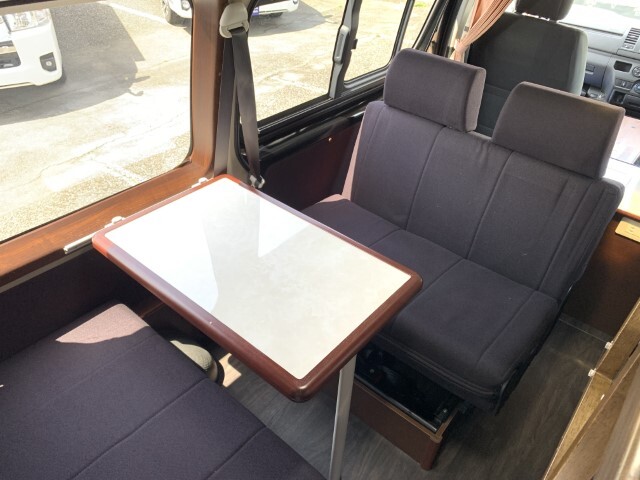 キャンピングカーバンコン