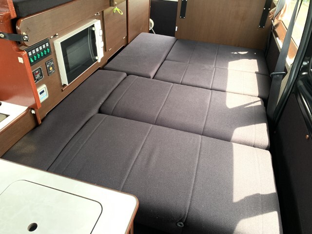 キャンピングカーバンコン