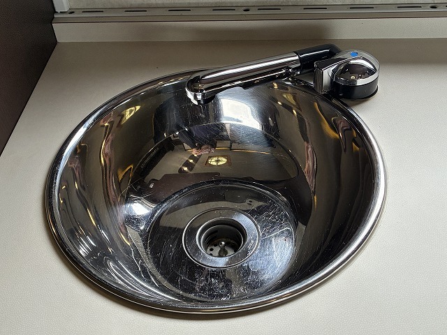 キャンピングカーキャブコン 