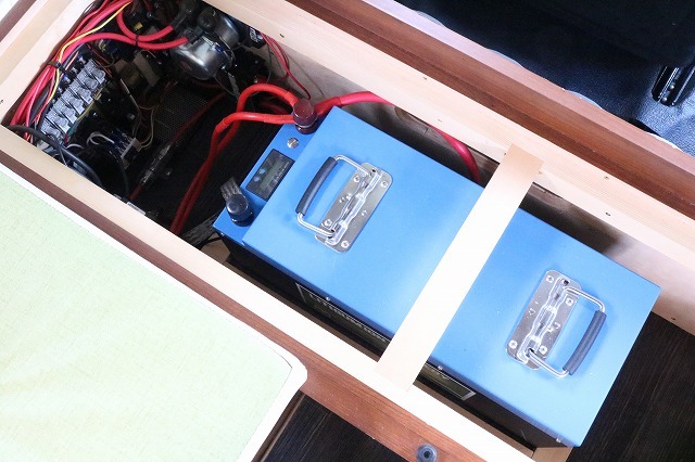 キャンピングカーキャブコン