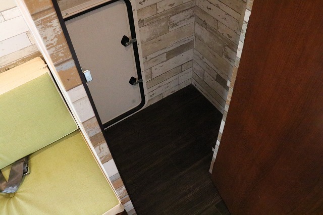 キャンピングカーキャブコン