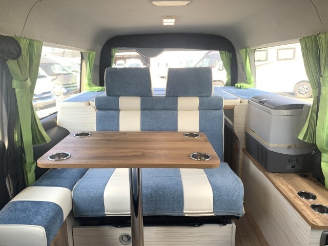 キャンピングカーバンコン