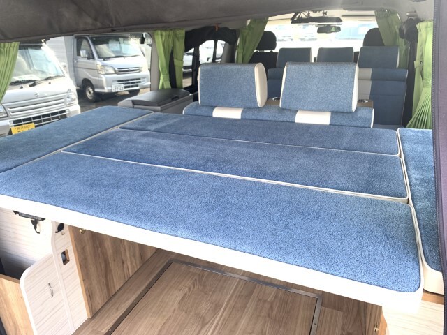 キャンピングカーバンコン