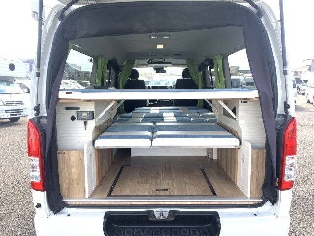 キャンピングカーバンコン