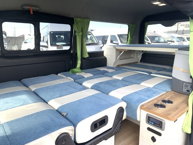 キャンピングカーバンコン