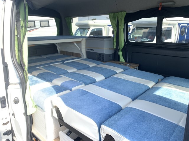 キャンピングカーバンコン