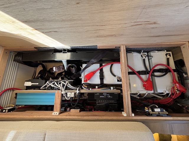 キャンピングカーキャブコン