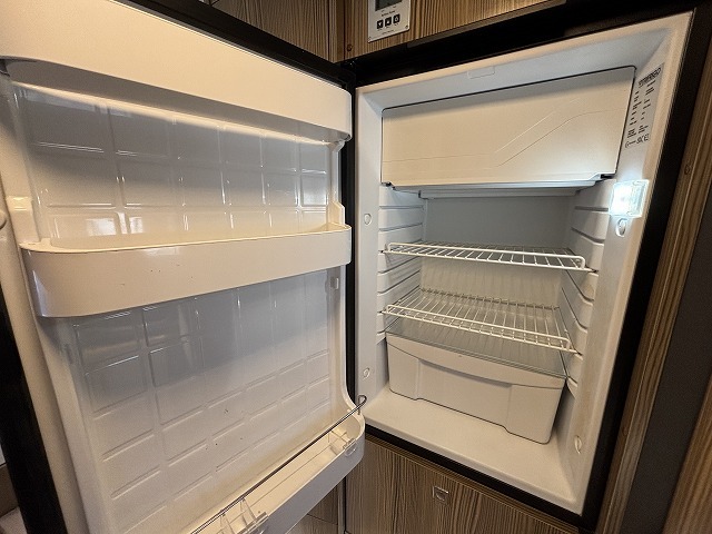 キャンピングカーキャブコン