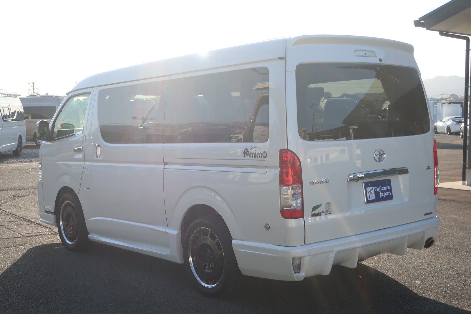 キャンピングカーバンコン