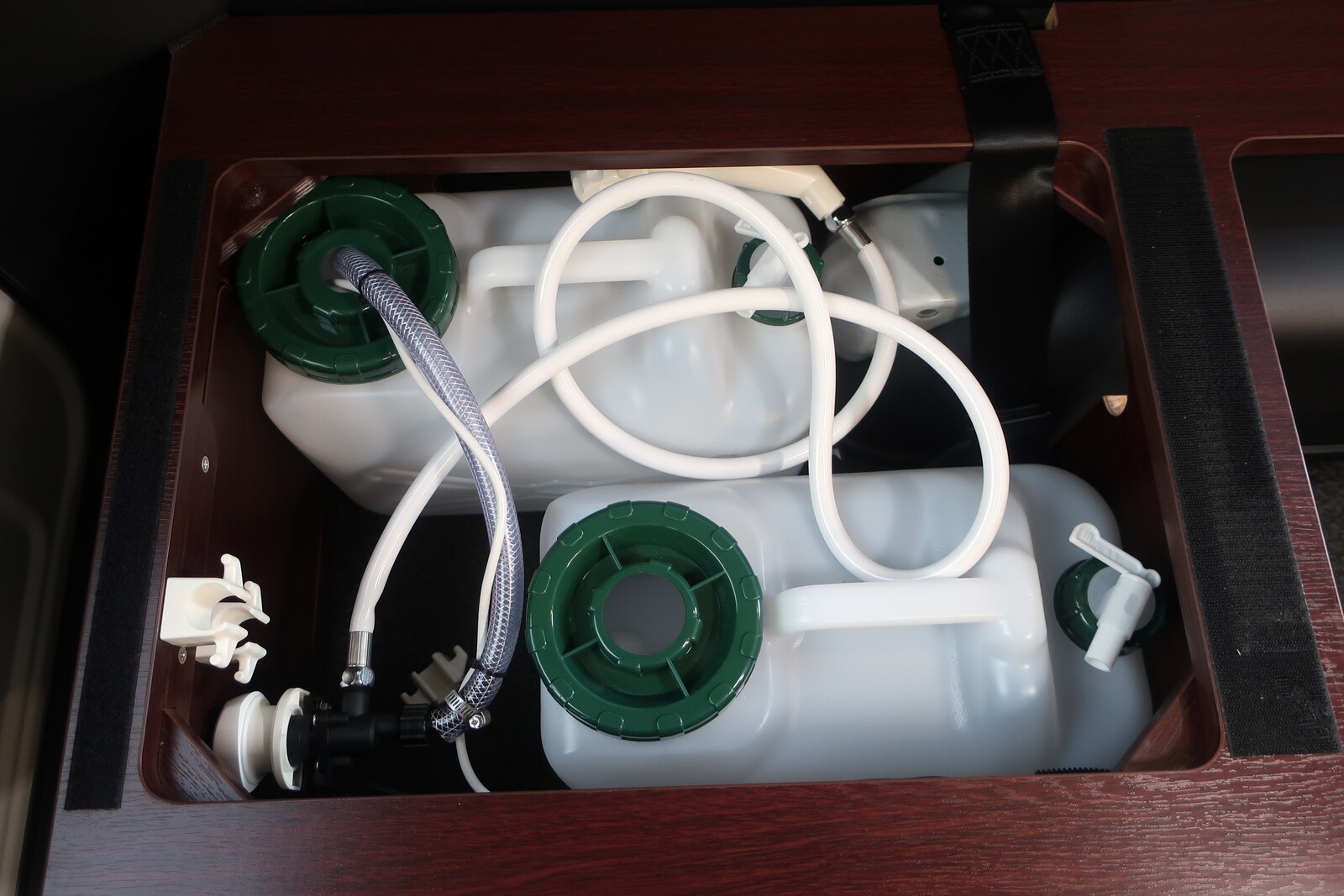 キャンピングカーバンコン