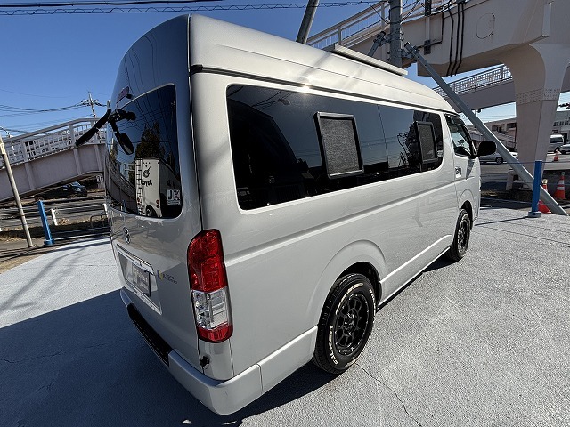 キャンピングカーバンコン