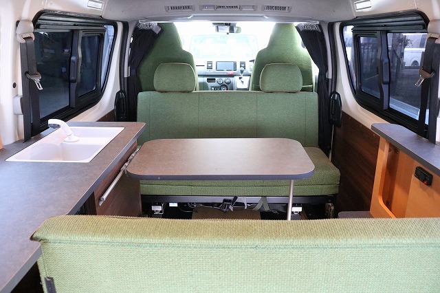 キャンピングカーバンコン