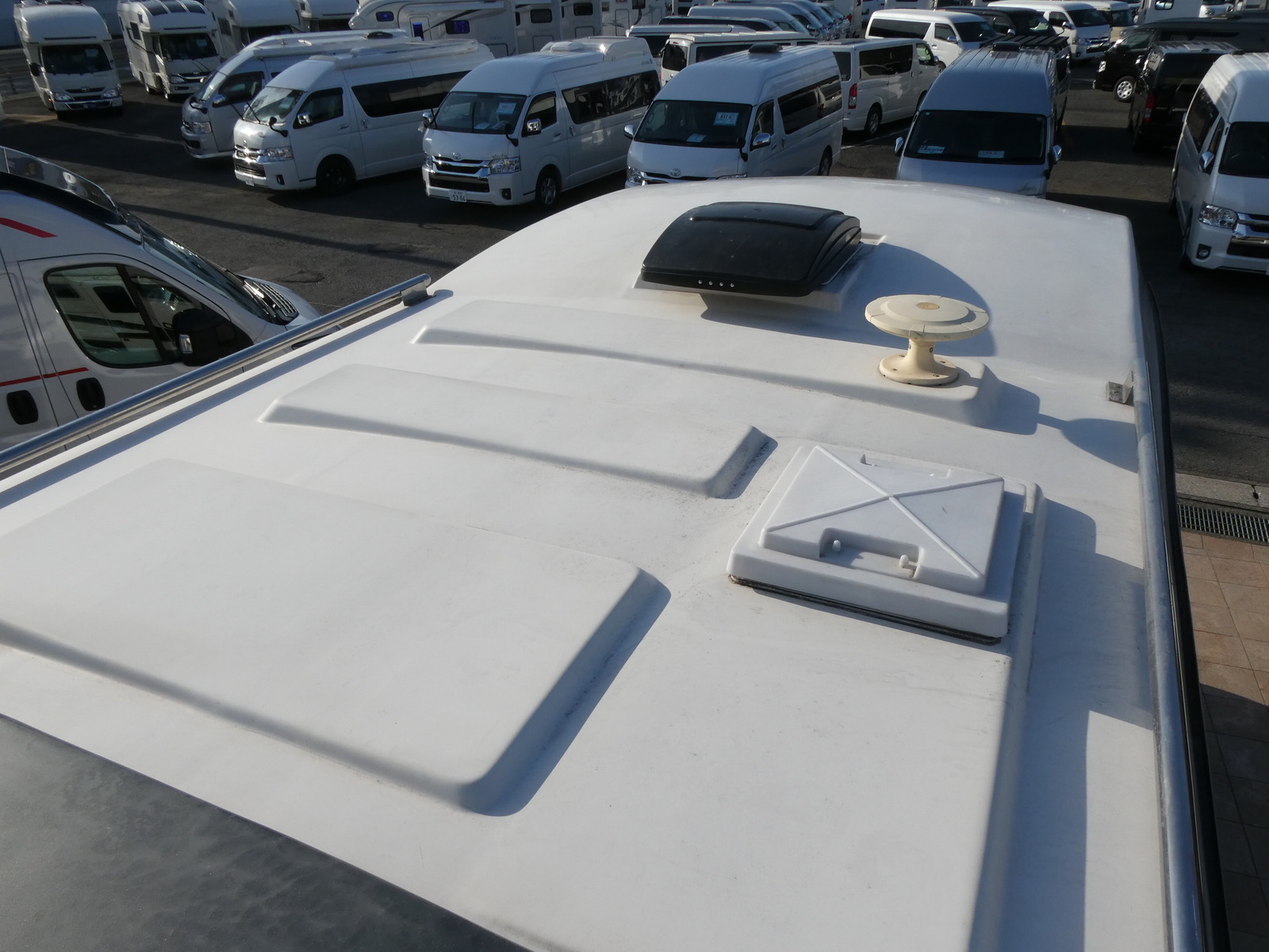 キャンピングカーキャブコン