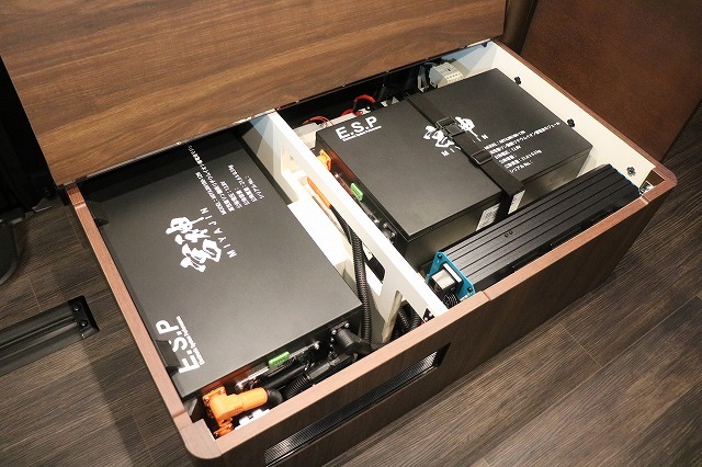 キャンピングカーバンコン