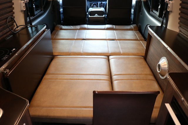 キャンピングカーバンコン